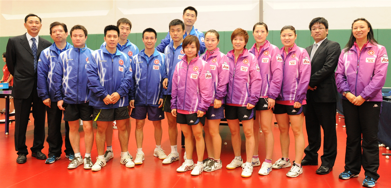广州林内与香港乒乓球队的友好交流